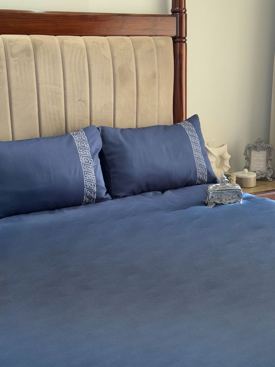 1000TC Cotton Rich Ariana Navy Syona Bedsheet Set