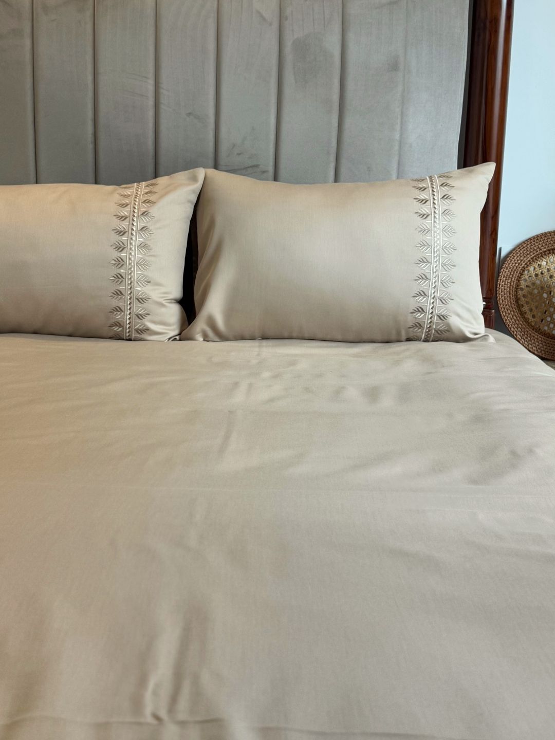 1000TC Cotton Rich Chloe Sand Syona Bedsheet Set