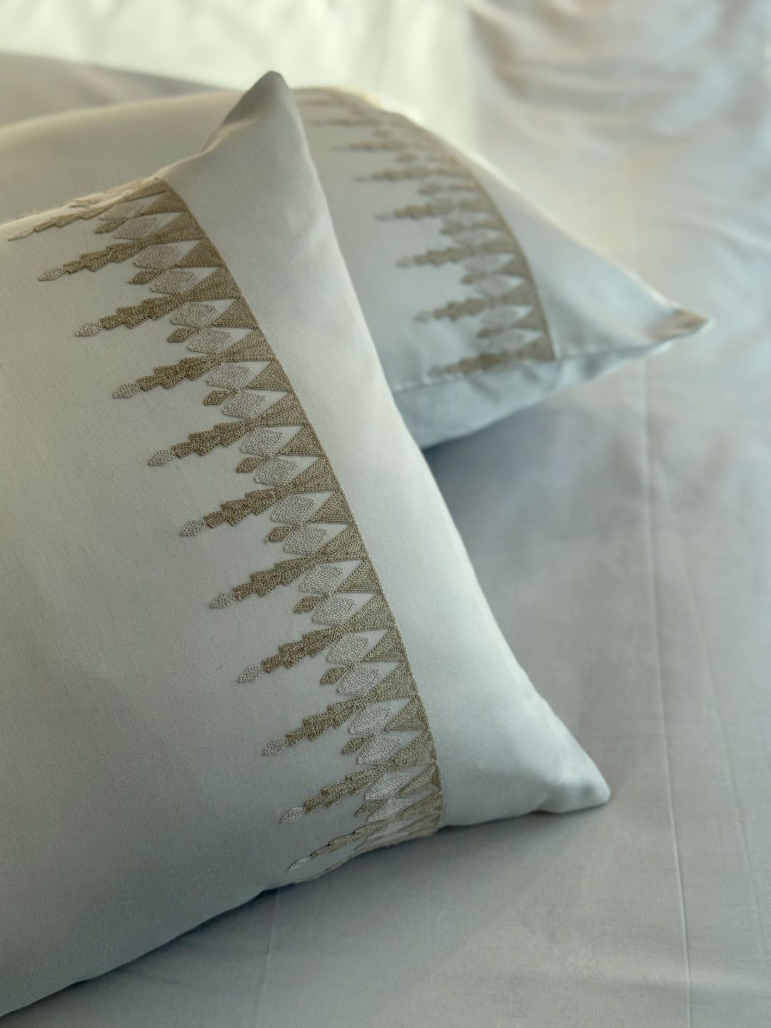 1000TC Cotton Rich Ivy Sage Green Syona Bedsheet Set
