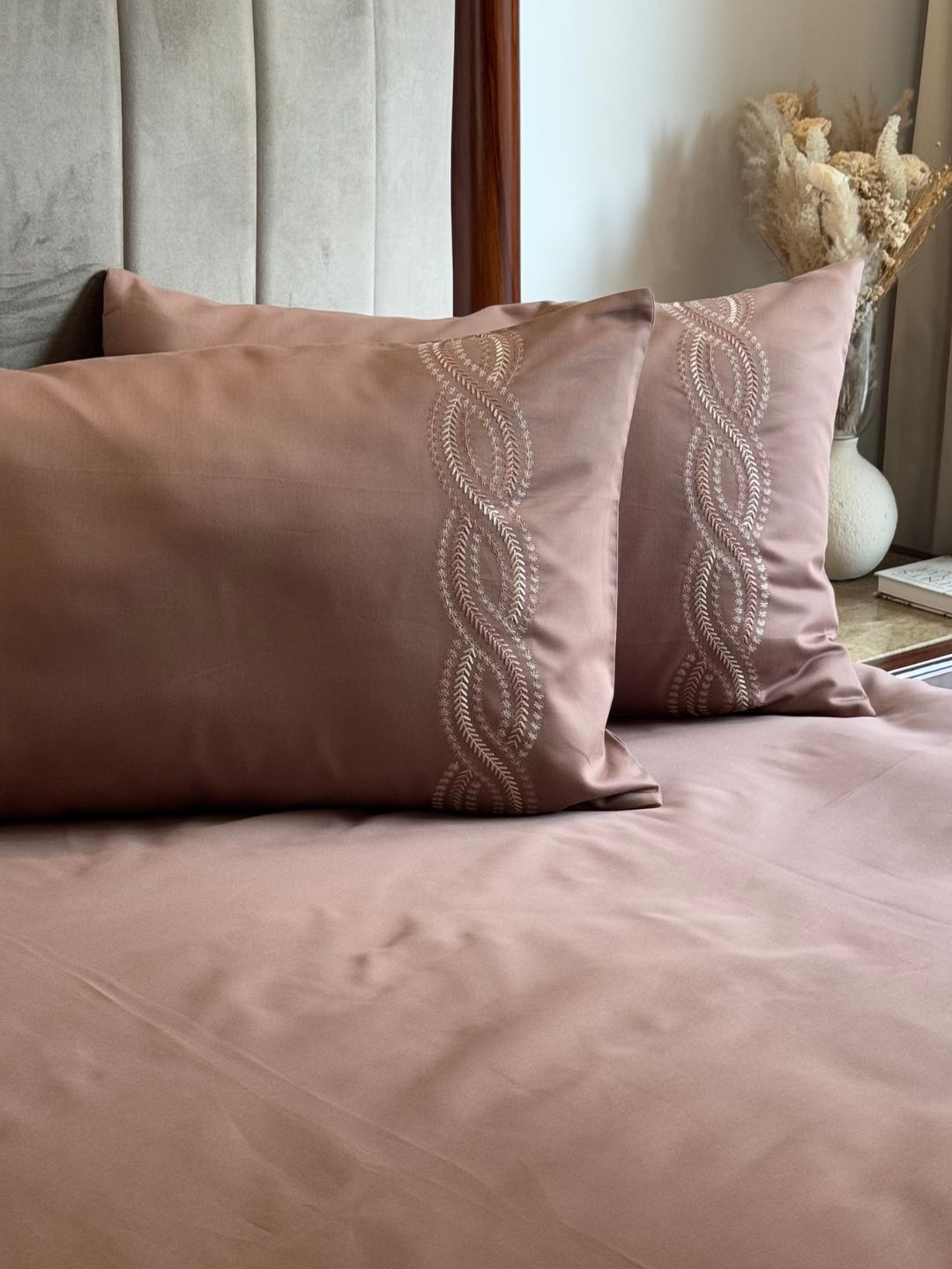 1000TC Cotton Rich Lily Brandy Rose Syona Bedsheet Set