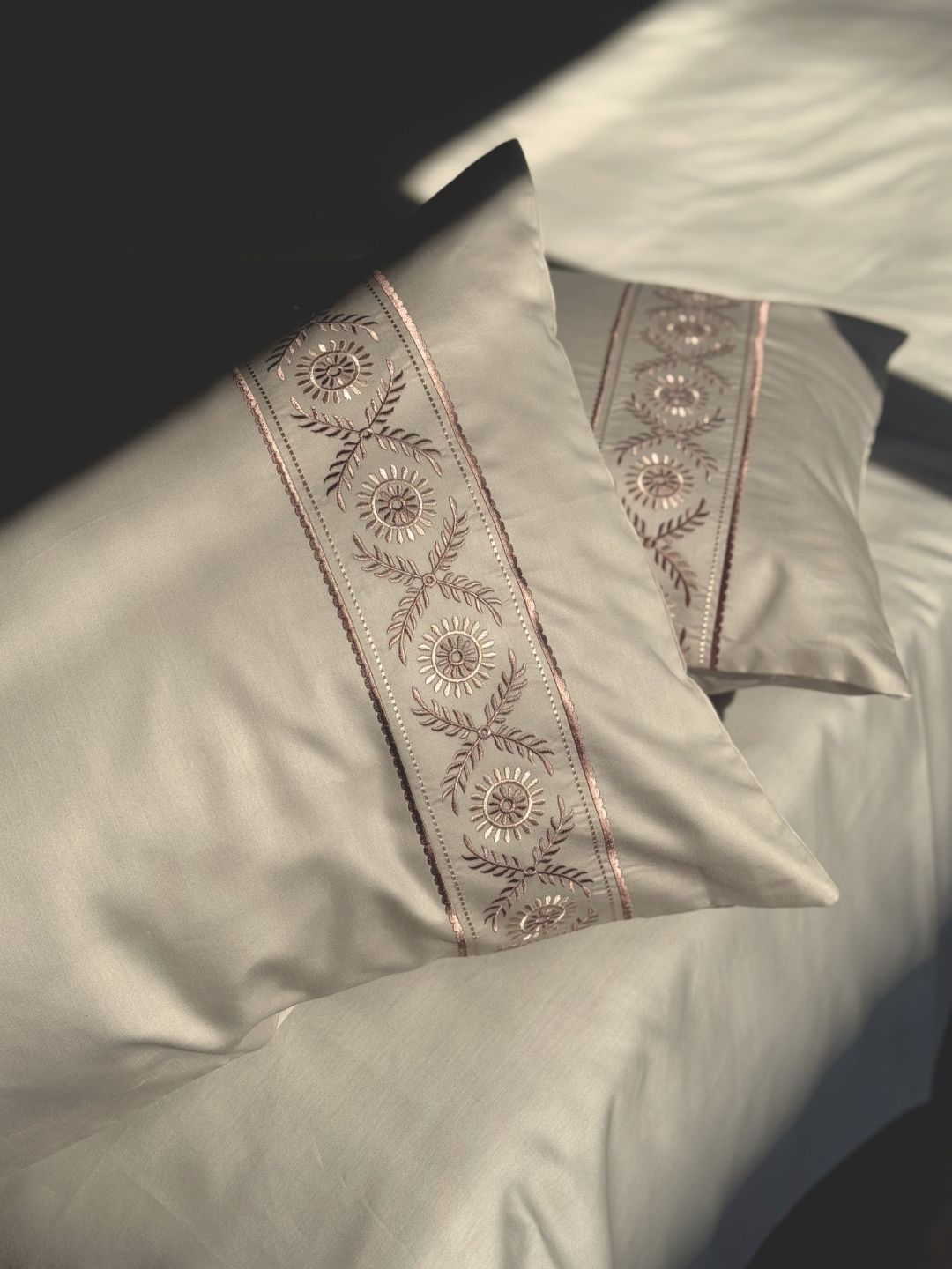 1000TC Cotton Rich Sophie Beige Syona Bedsheet Set