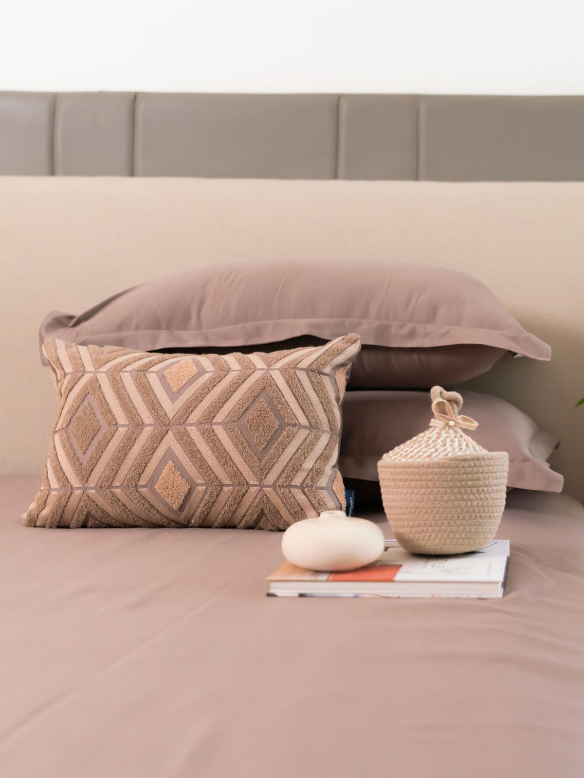 Diamora Taupe Treasure Bedsheet Set