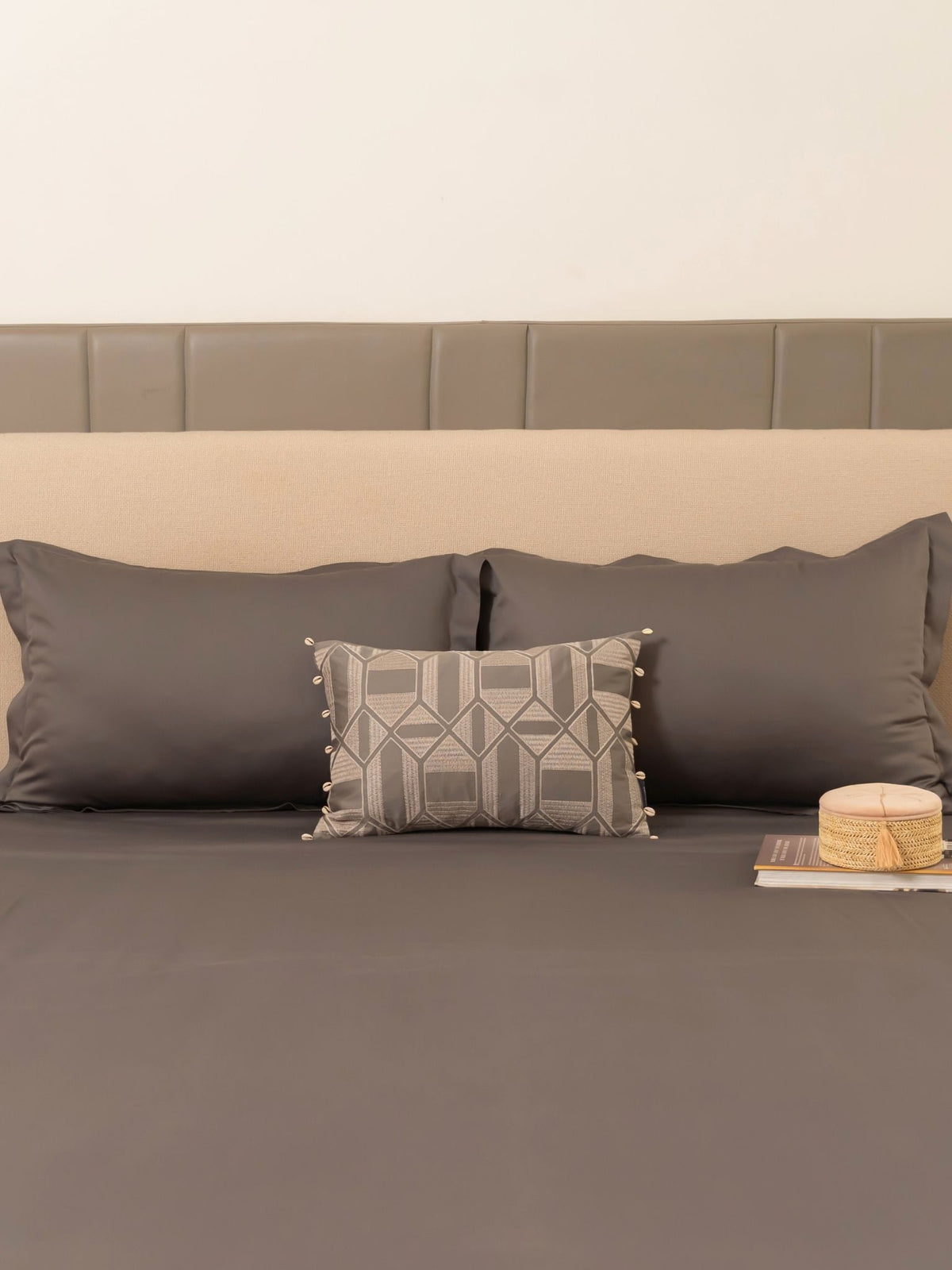 Frost Elephant Grey Treasure Bedsheet Set