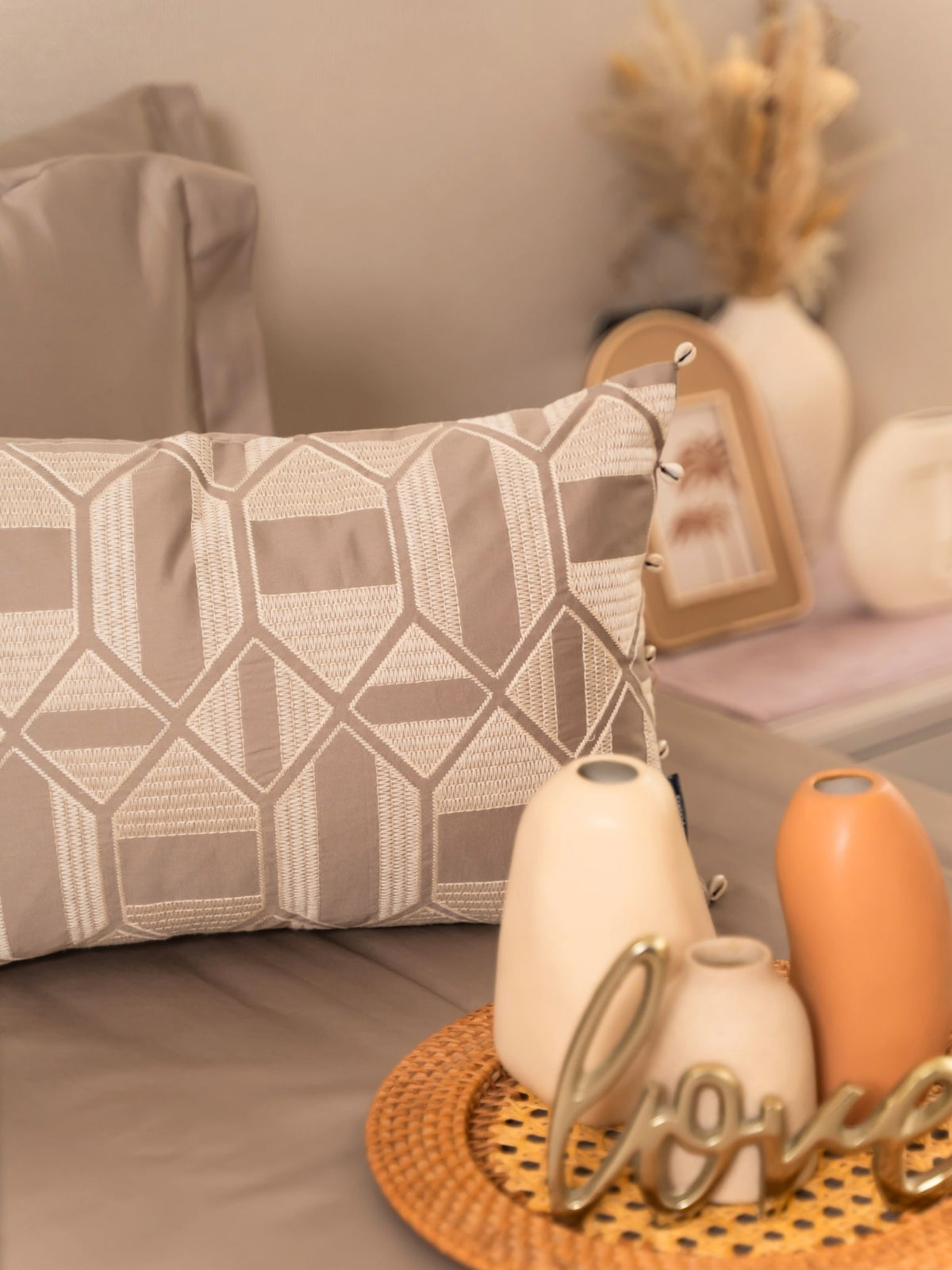 Frost Mocha Treasure Bedsheet Set