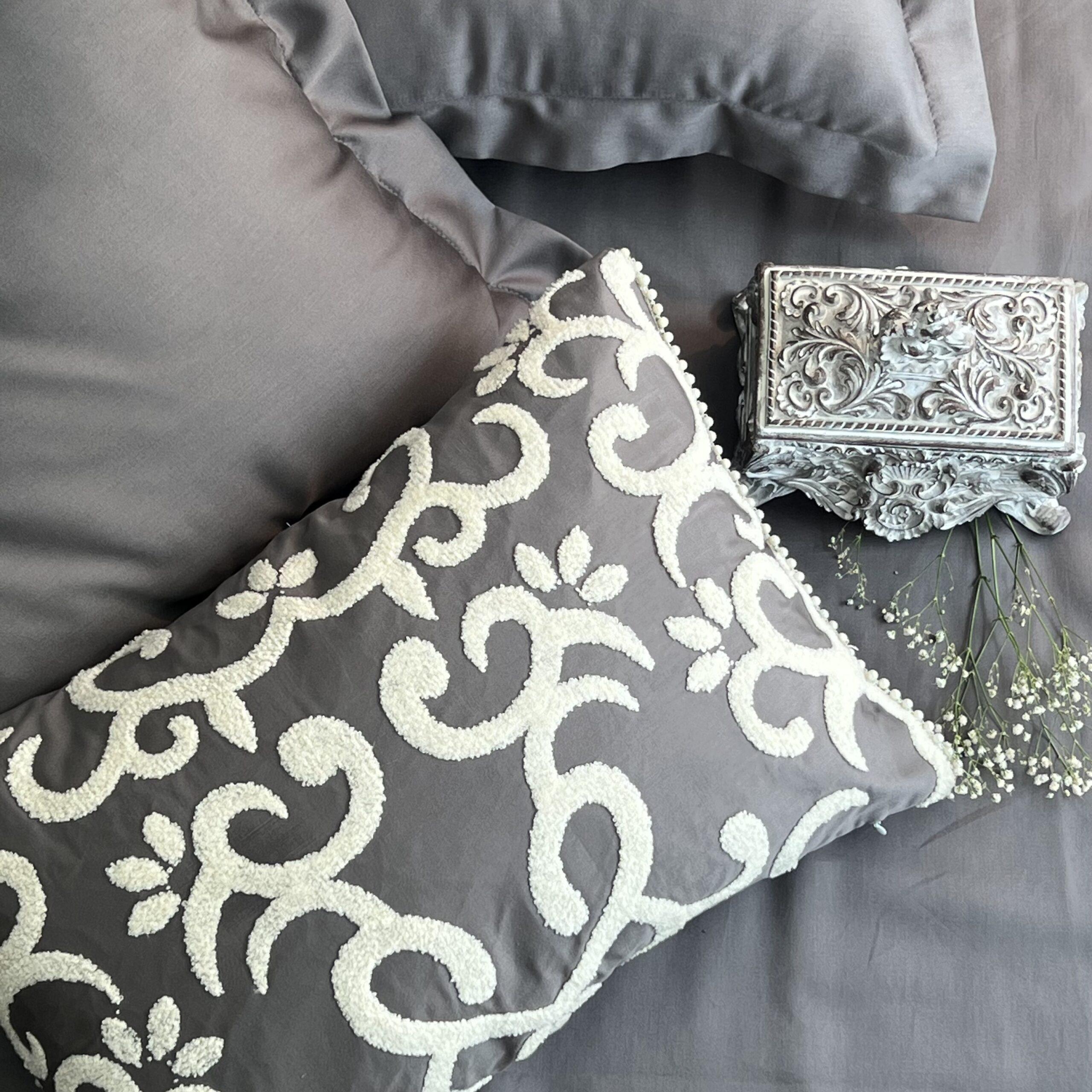 Glace Elephant Grey Treasure Bedsheet