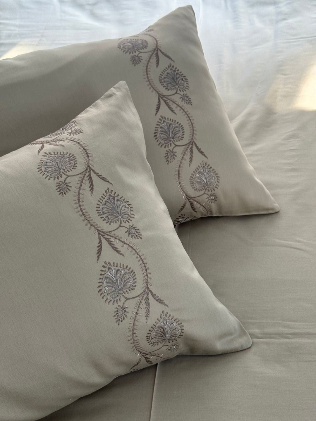 Nora Beige Dreams Bedsheet Set