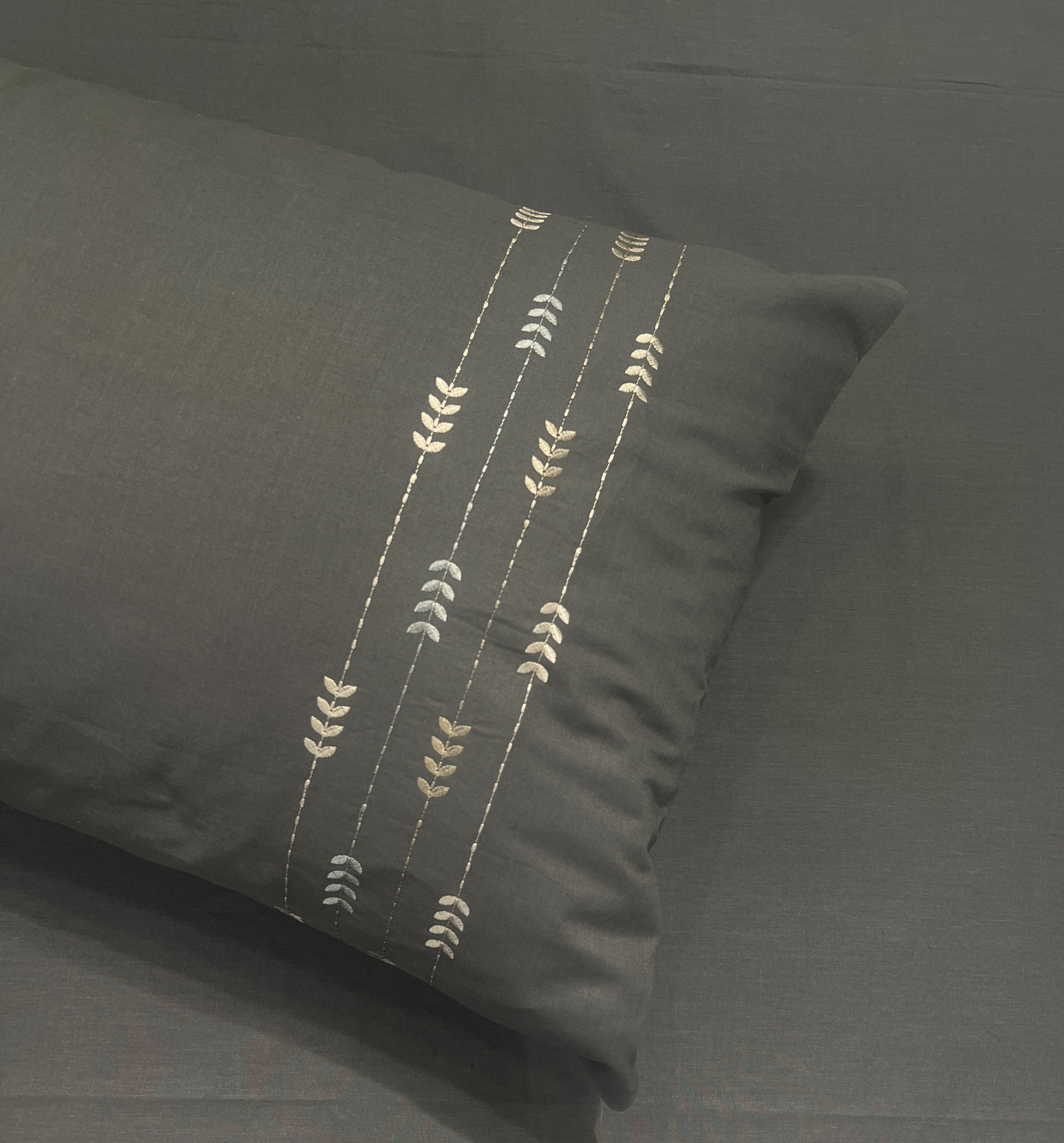 Petal Dark Grey Cotton Bedsheet set