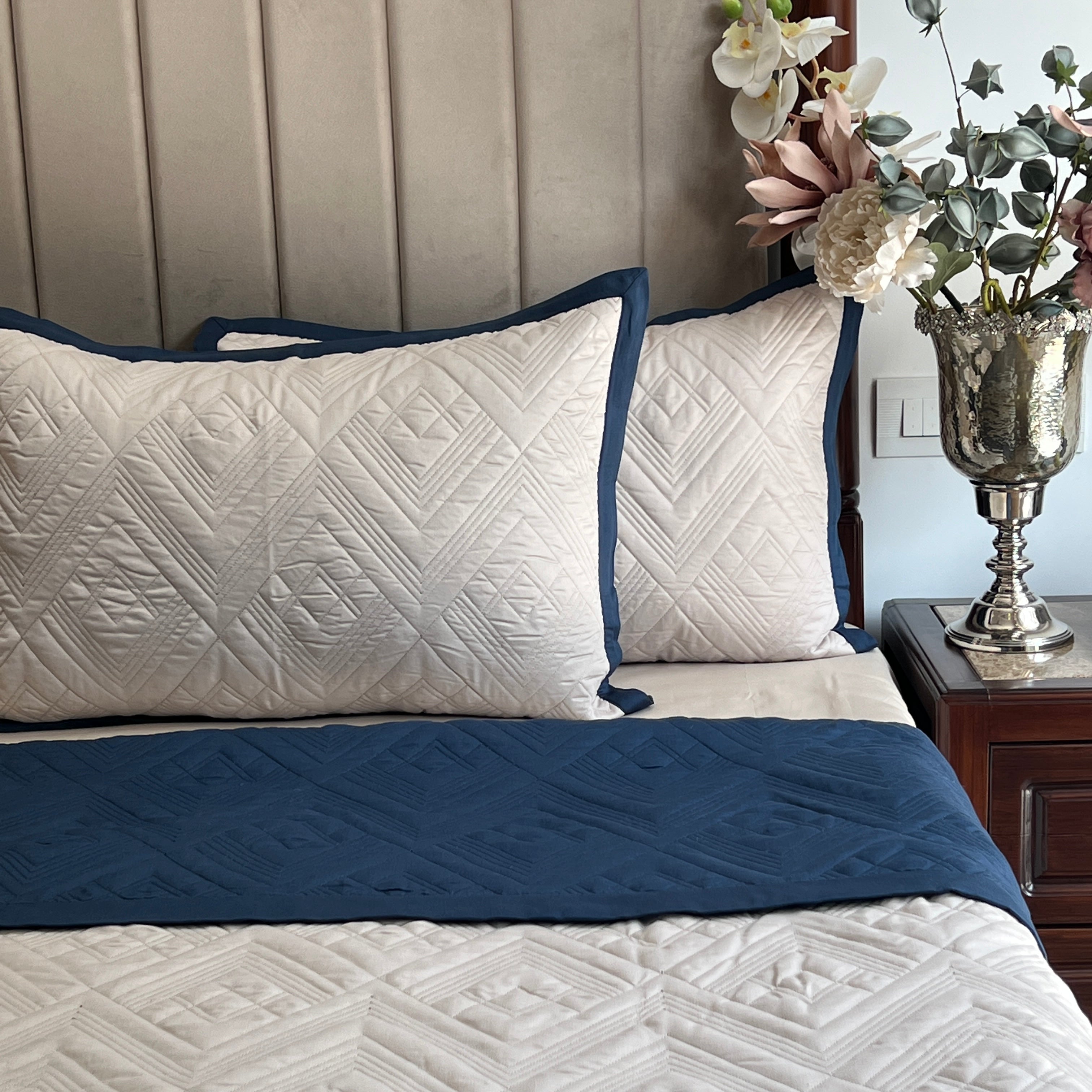 Quilted Navy and Ivory Cliff Reversible Bedspread