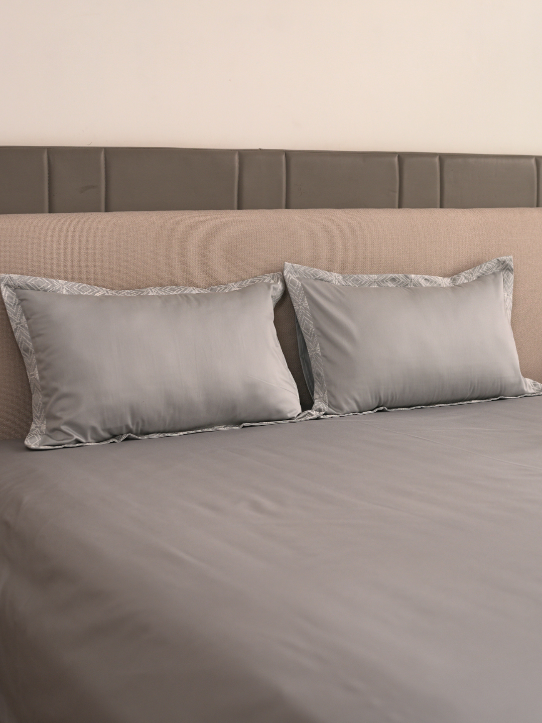 600TC Cotton Fablis Platinum Beyond Bedsheet Set