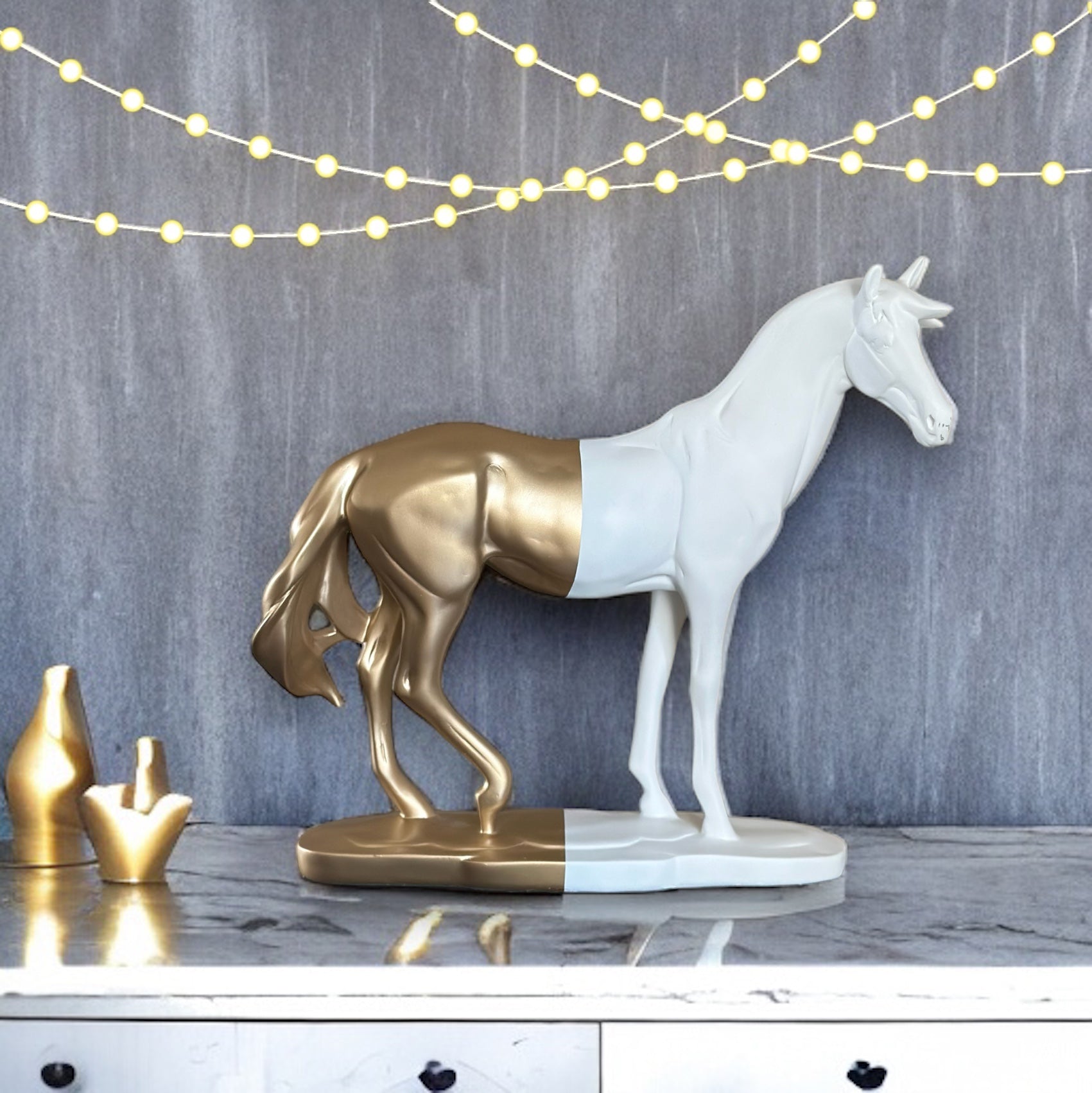 Cavallo Horse White and Gold