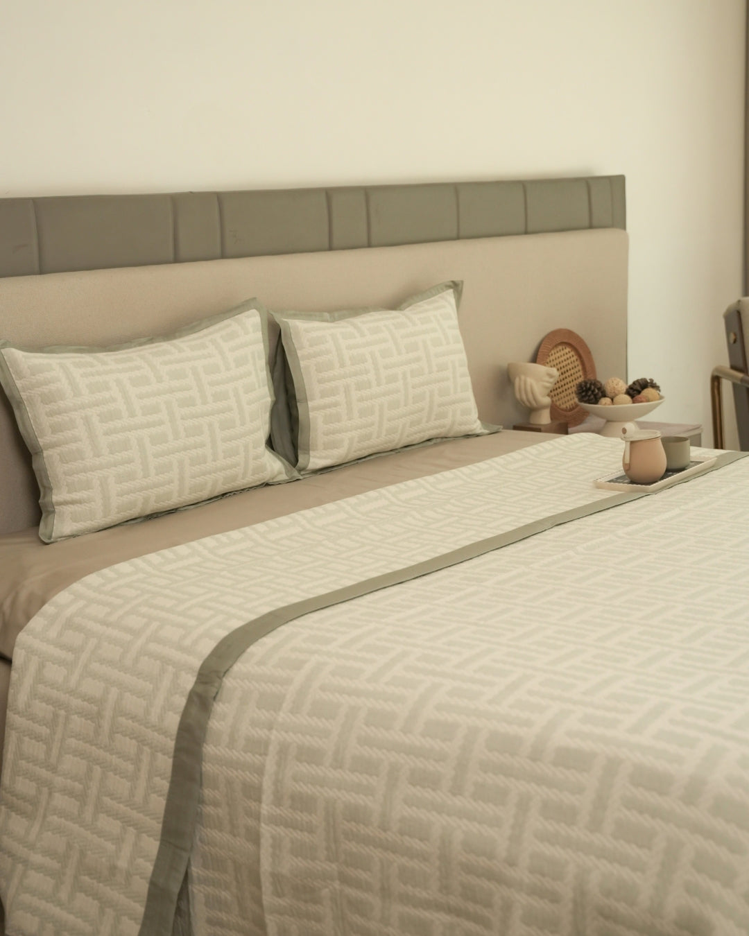 Arco Sage Green Cotton Jacquard Bedspread Set