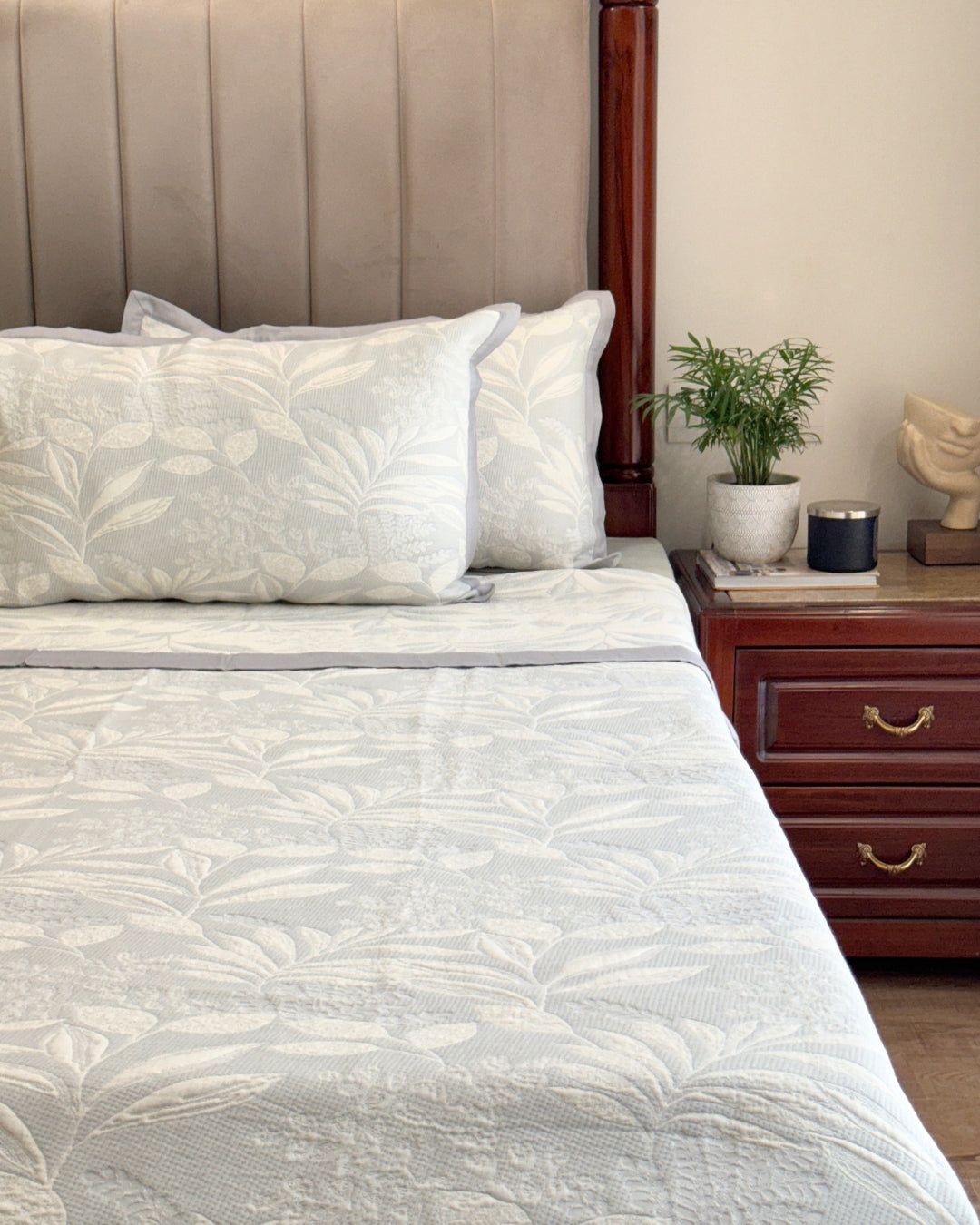Fleur Blue Cotton Jacquard Bedspread Set
