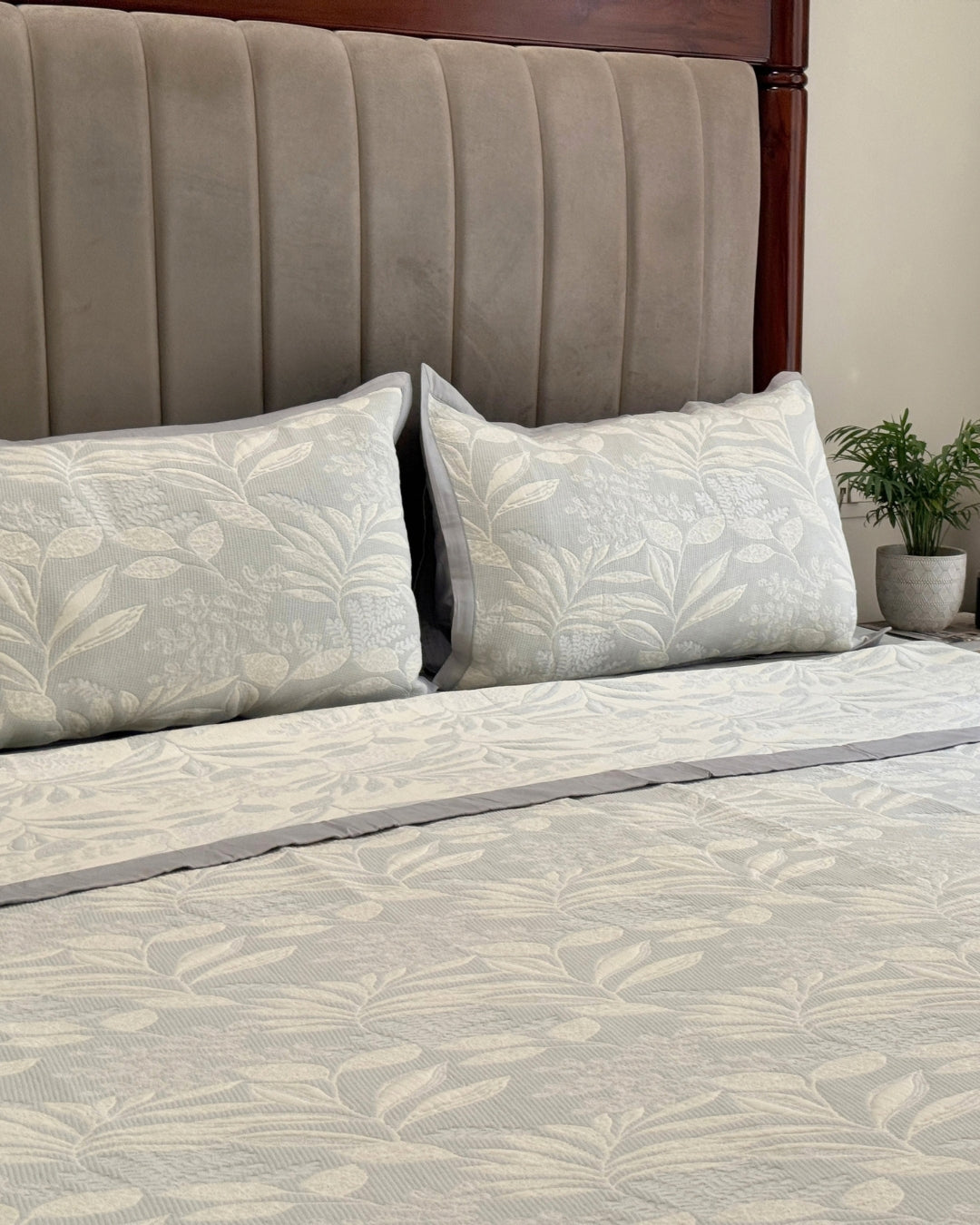 Fleur Blue Cotton Jacquard Bedspread Set