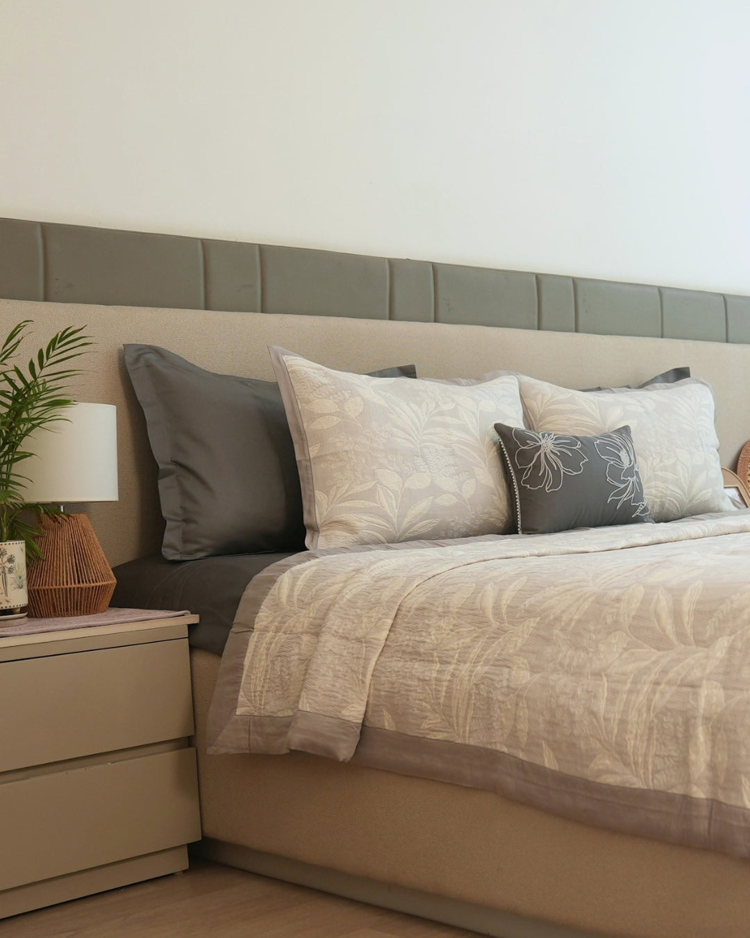 Fleur Grey Cotton Jacquard Bedspread Set