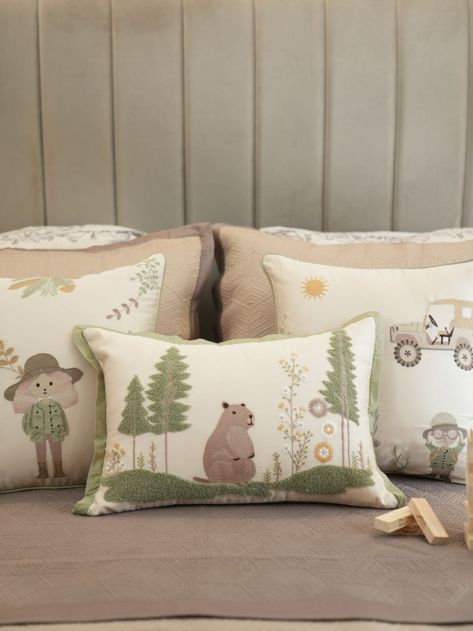 Safari Edition Sand Taupe Kids Cotton Bedding Set (10 PC Set)
