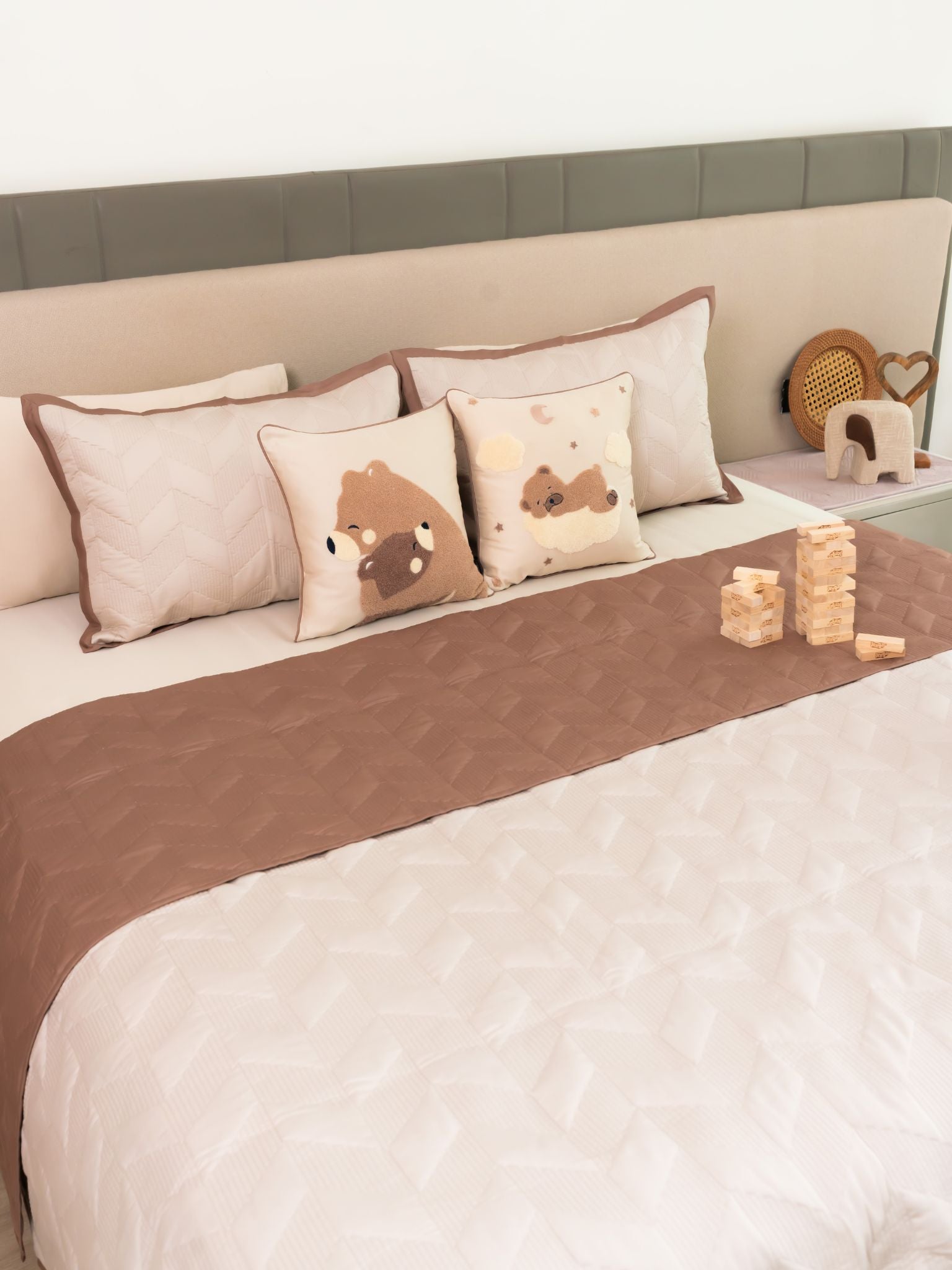 Snuggle Story Brandy Rose Ivory Kids Cotton Rich Bedding Set (10 PC Set)