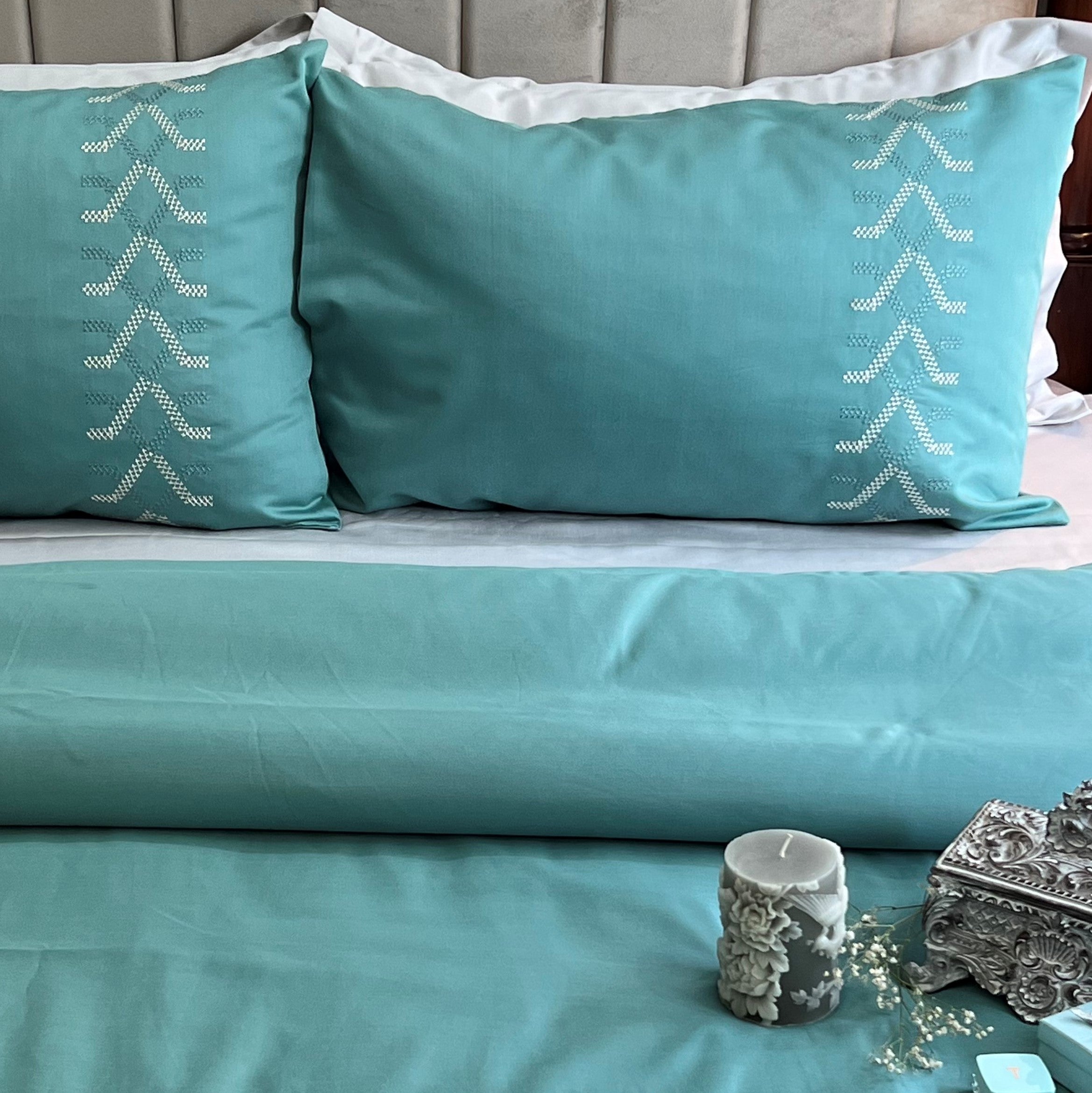 1000TC Cotton Rich Tribe Turquoise Syona Bedsheet Set
