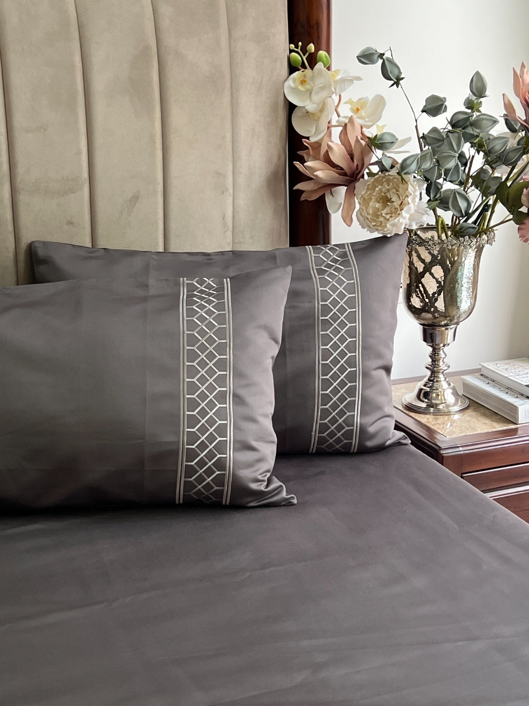 Zigzag Titanium Grey 1000TC Egyptian Cotton Embroidered Pillow Covers (Set of 2)