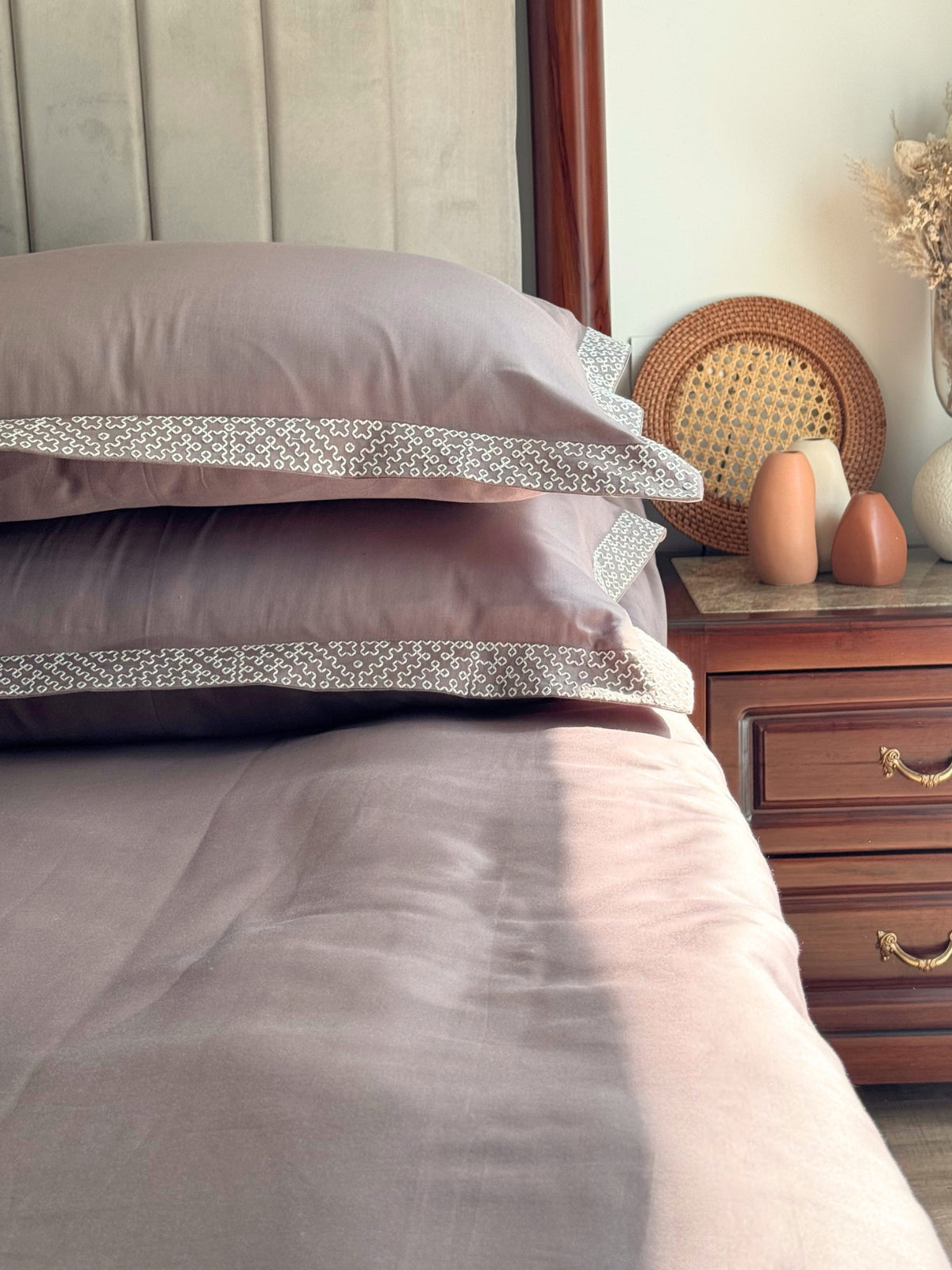 Eden Taupe Bedsheet Set