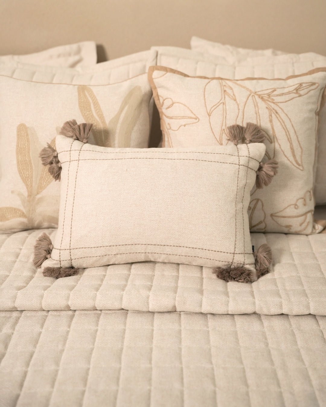 Olive Mist Palm Springs Embroidered Beige Cushion Cover (Size : 12"X18")