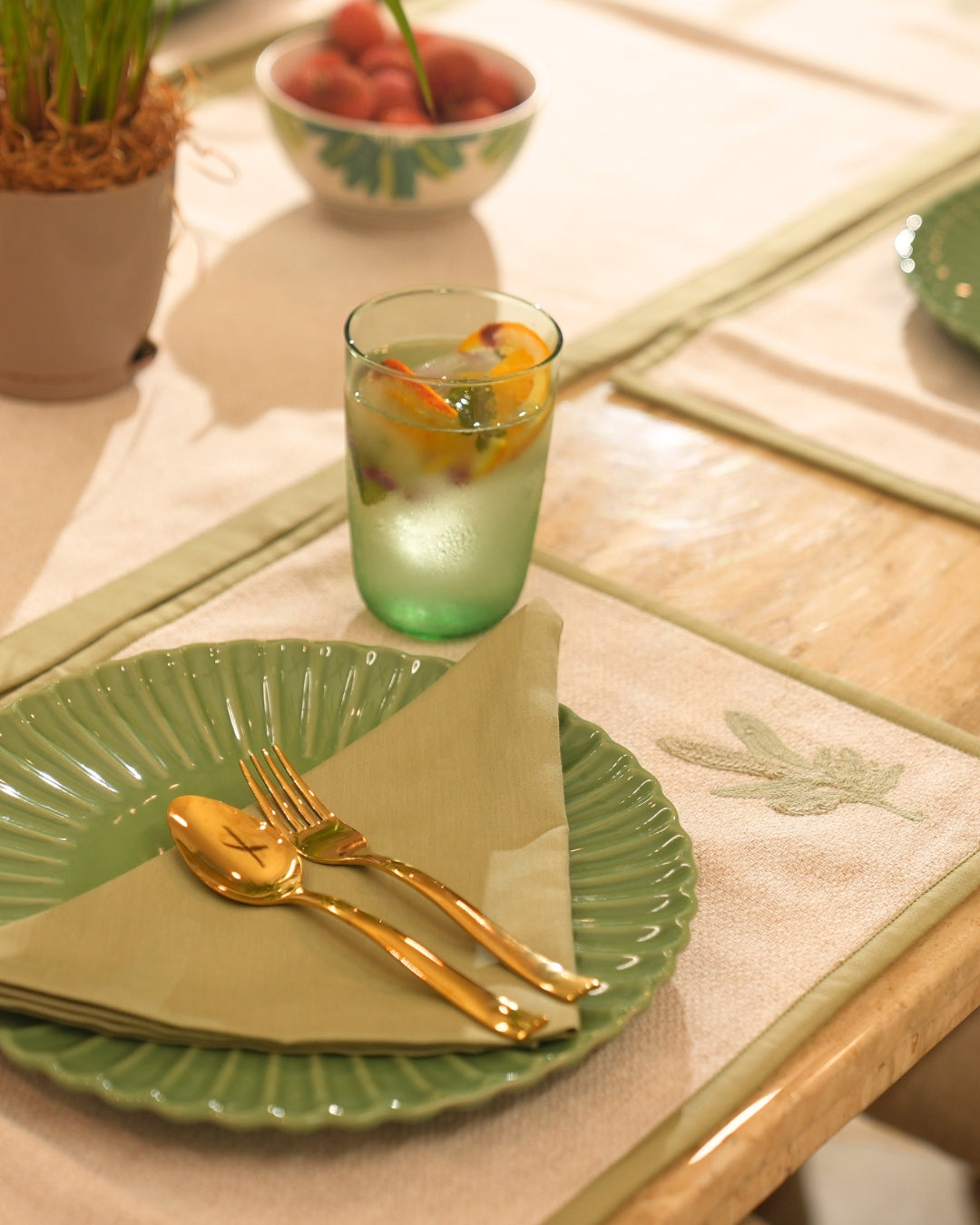 Palm Haven Beige and Green Table Linen Set (13 PC Set)