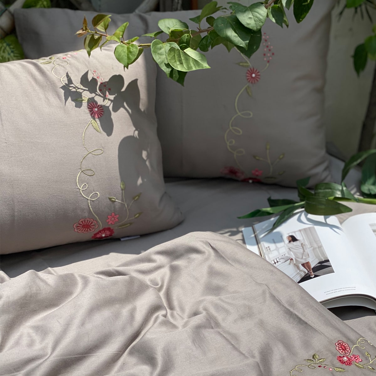 Wild Florals Olive Grey Duvet Cover Set